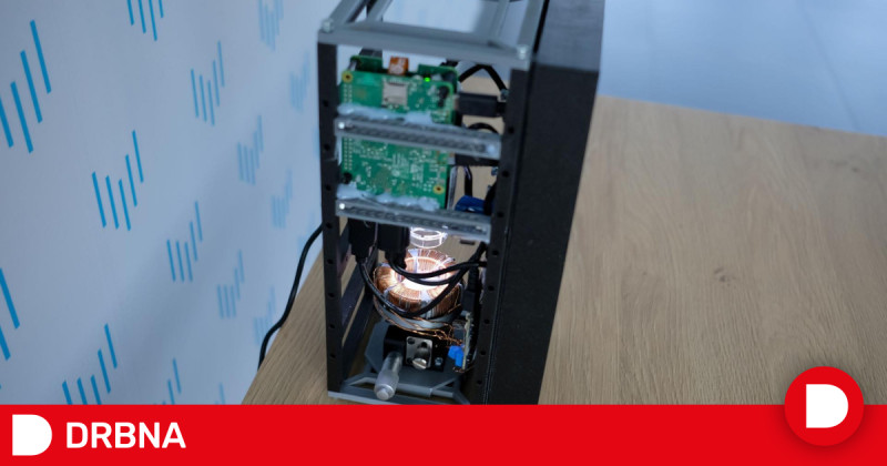 Unikátní nanoroboti z Ostravy poletí do vesmíru, doprovodí astronauta Svobodu