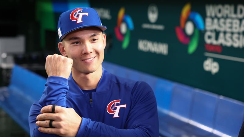 費爾柴德代表台灣WBC敲滿貫砲　紀念球送給媽媽 | 運動 | 三立新聞網  SETN.COM