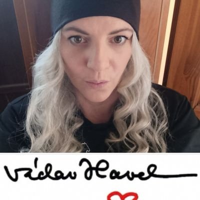 Heďule 🦁 🇨🇿🇺🇦🇪🇺🖤🤘🖤
