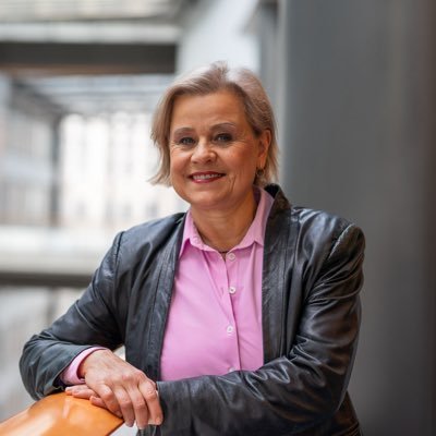 Veronika Vrecionová